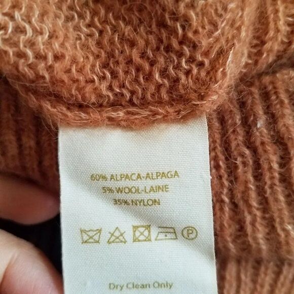 FREE PEOPLE | Gossamer V-Neck Sweater - [Small in Terracotta] - Picture 9 of 9